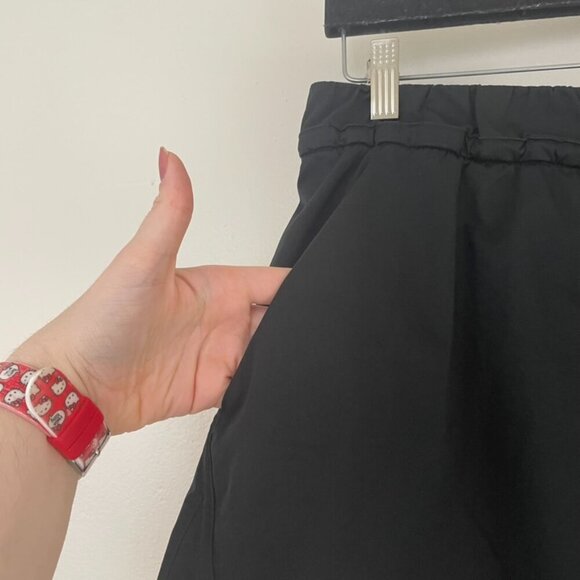 Lululemon Cinchable Waist High Rise Woven Shorts Black Size Large - Picture 7 of 7